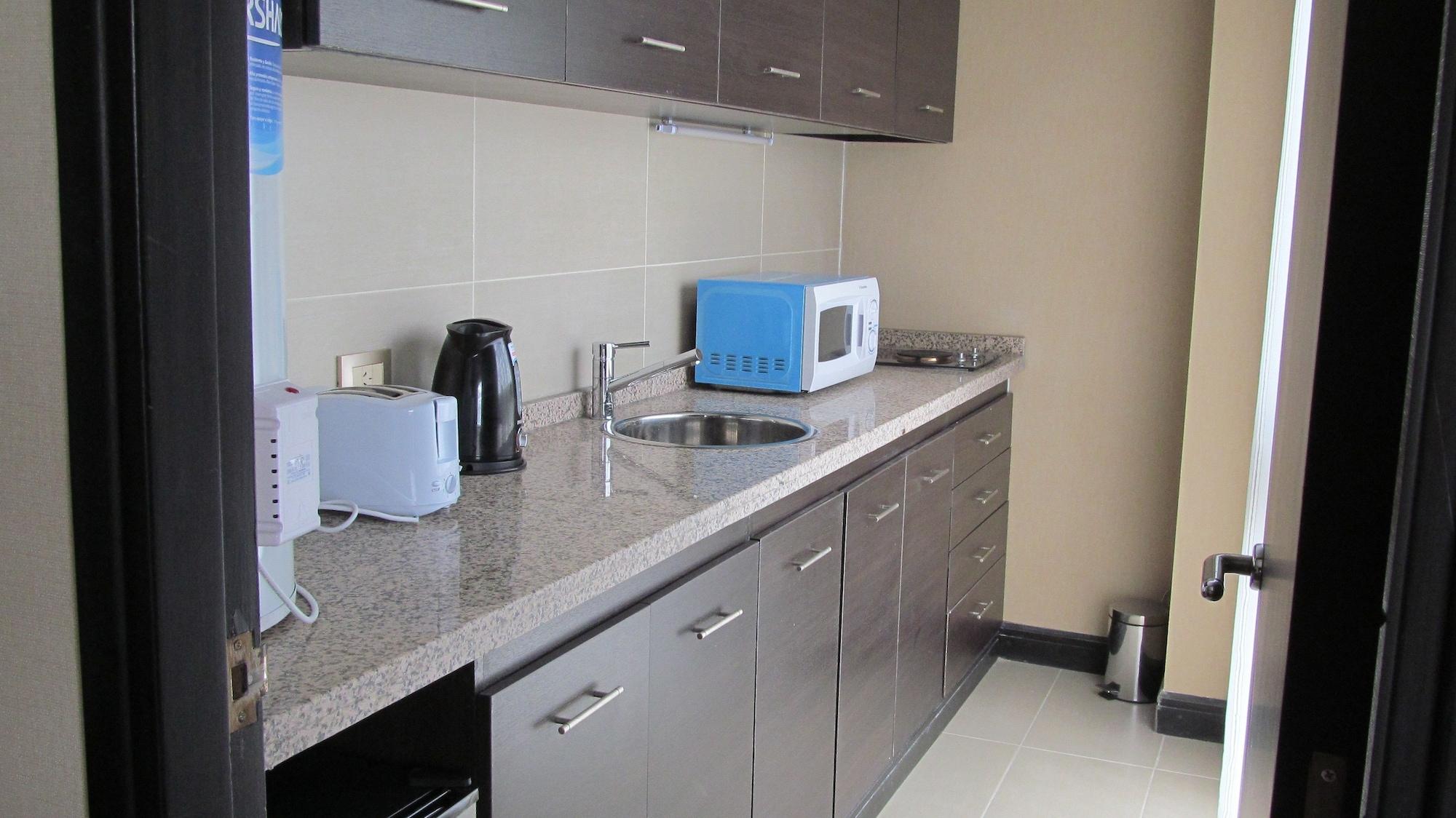 Premium Tower Suites San Luis Exterior photo