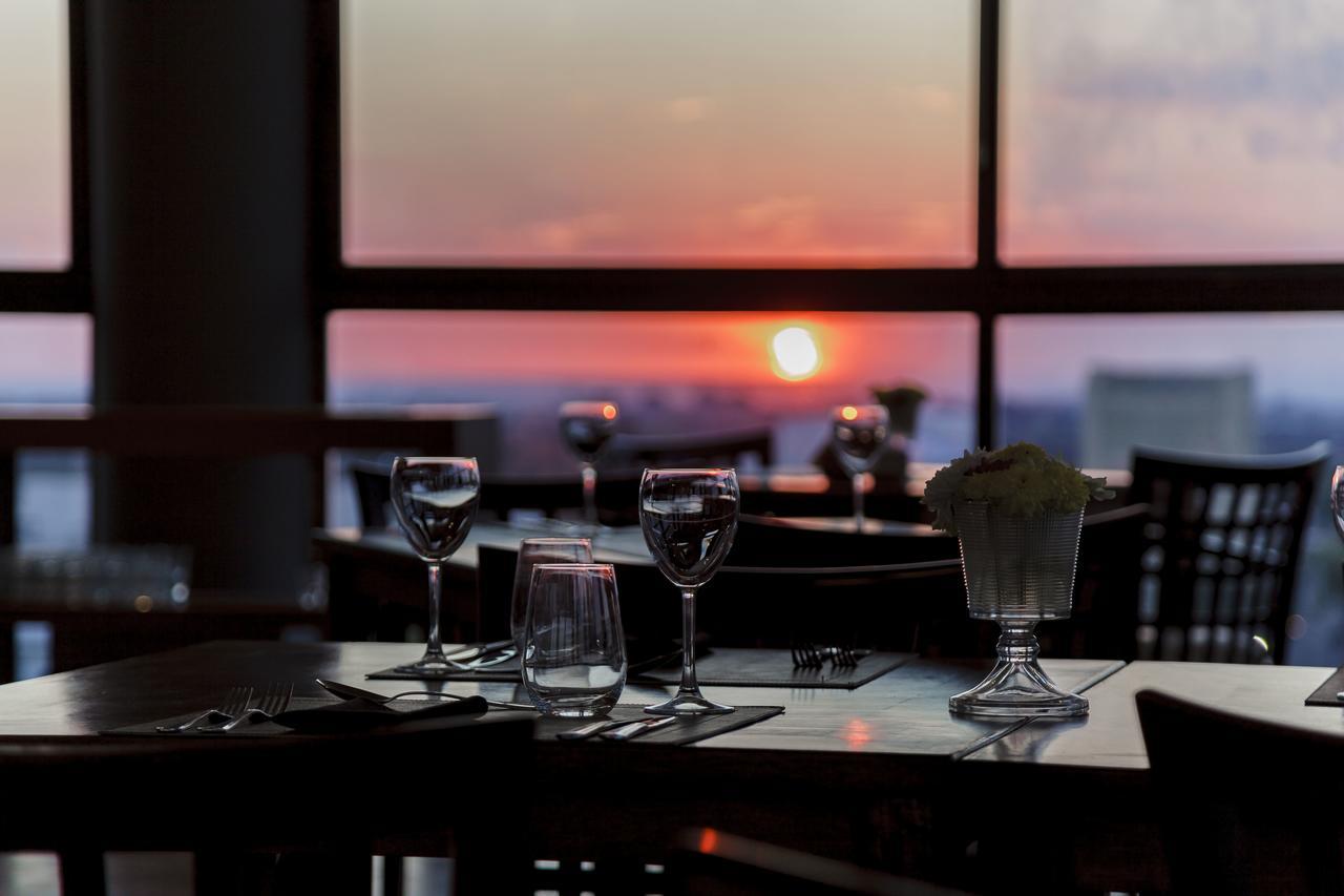 Premium Tower Suites San Luis Exterior photo