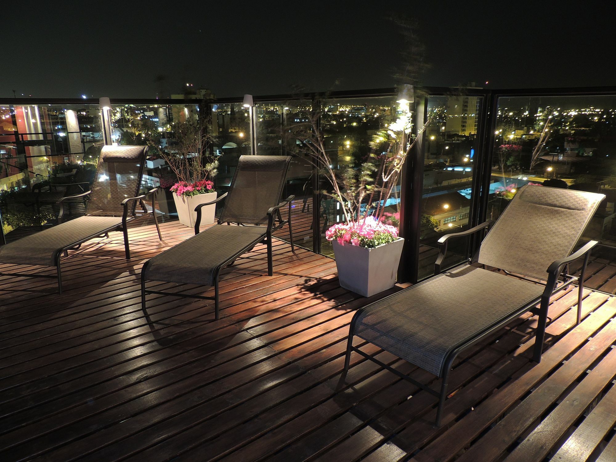 Premium Tower Suites San Luis Exterior photo